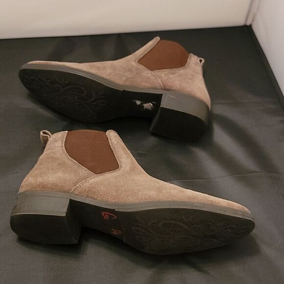 GEOX  VINTAGE SUEDE CASUAL ANKLE BOOTS - Picture 9 of 16